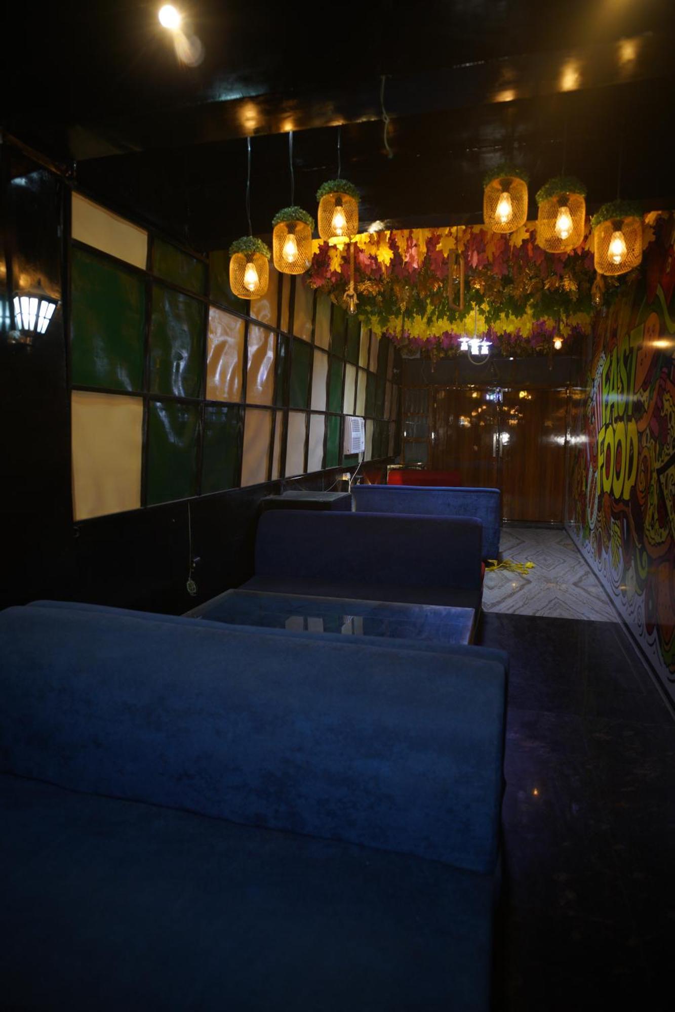 Blue Sky Hotels And Banquet Kanpur Exterior foto
