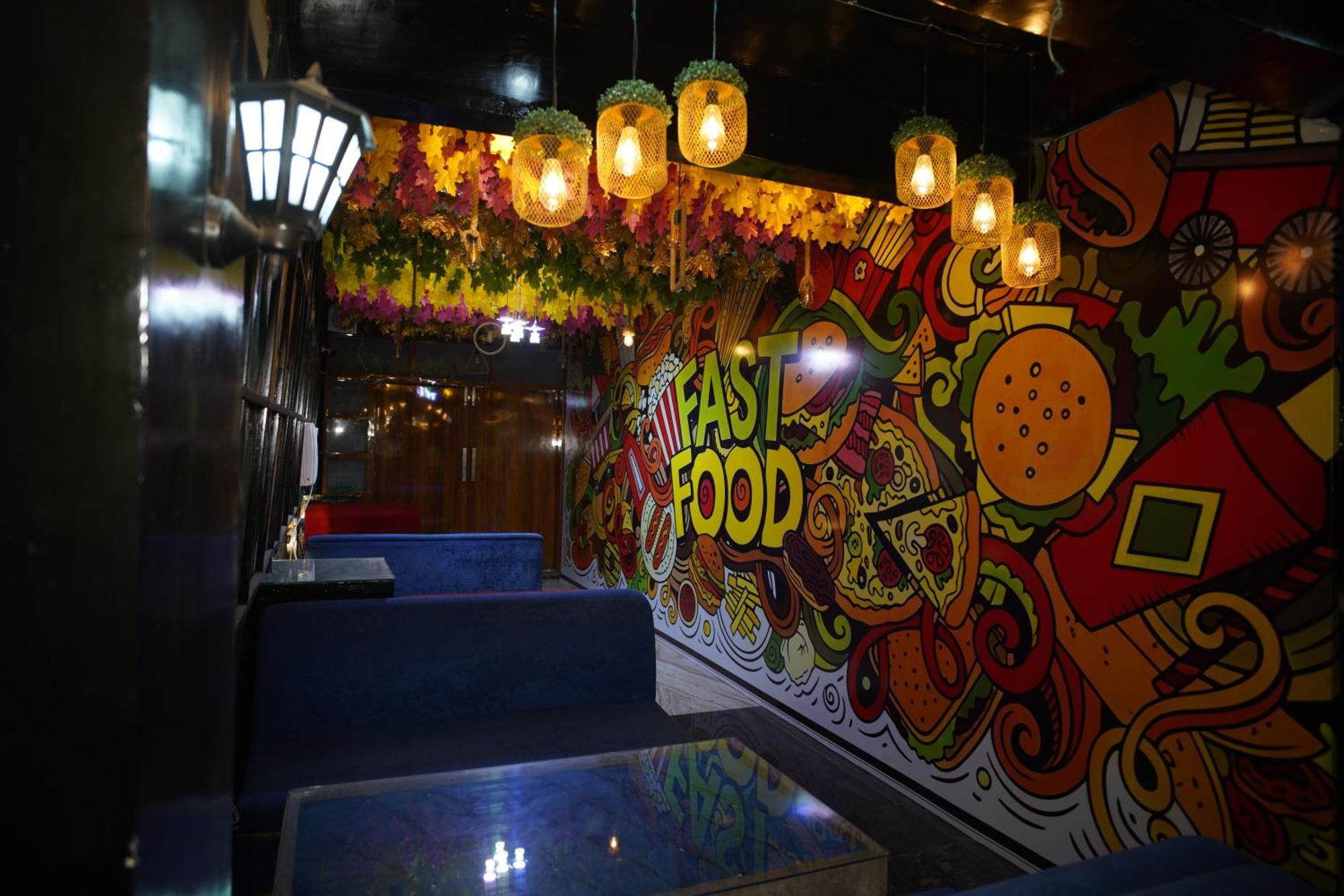 Blue Sky Hotels And Banquet Kanpur Exterior foto